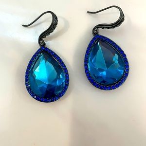 Blue sapphire gemstone earrings